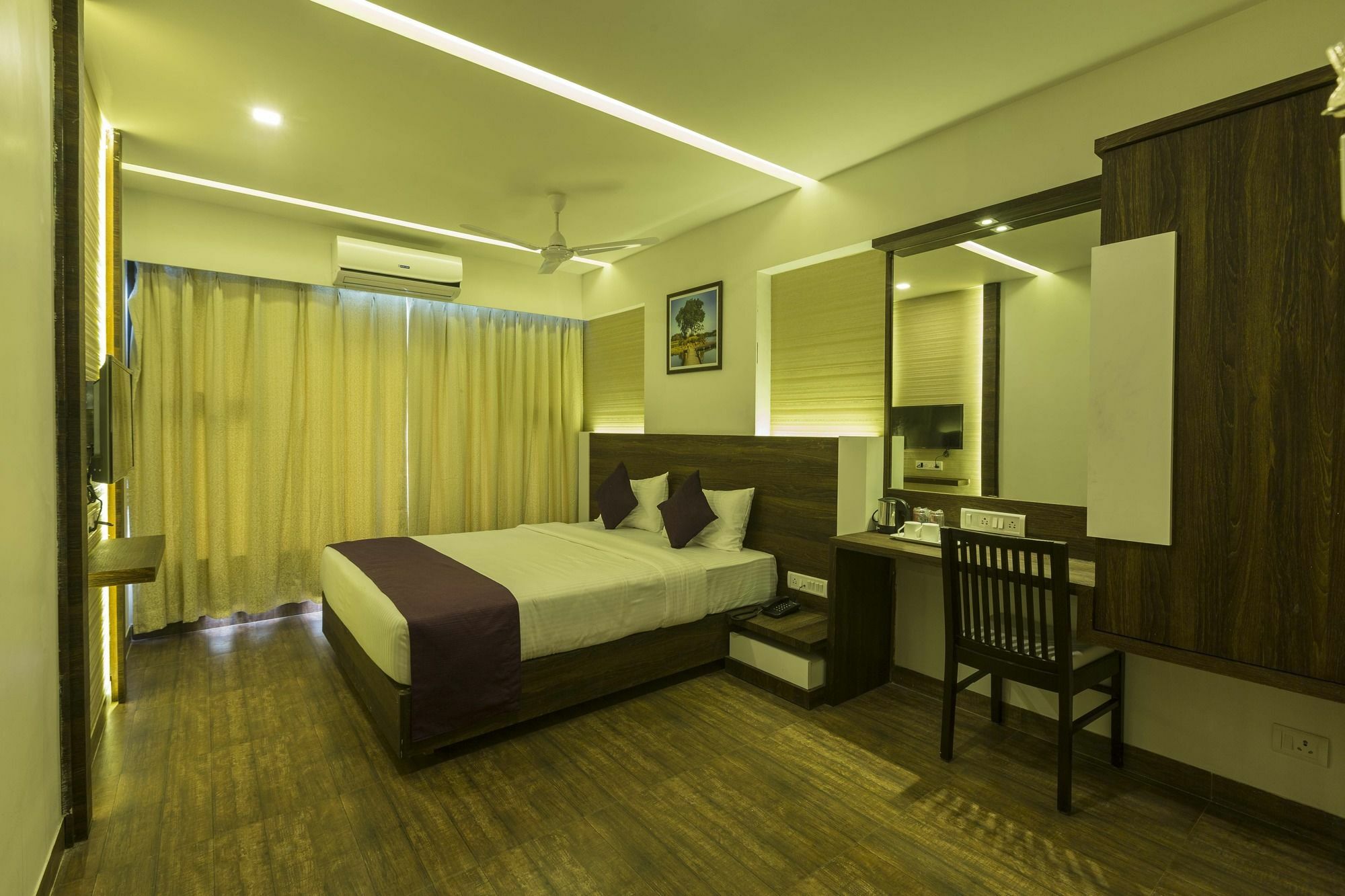 Oyo 78245 Collection O Hotel Crown Inn Navi Mumbai Buitenkant foto