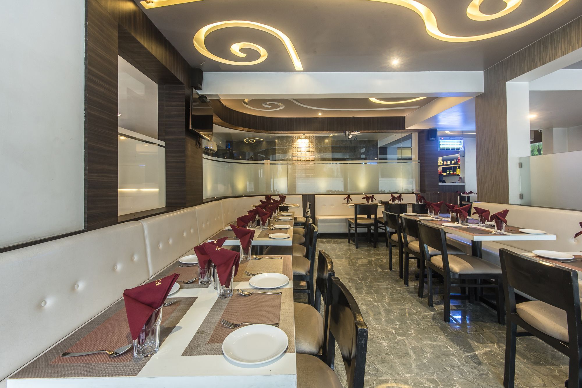 Oyo 78245 Collection O Hotel Crown Inn Navi Mumbai Buitenkant foto
